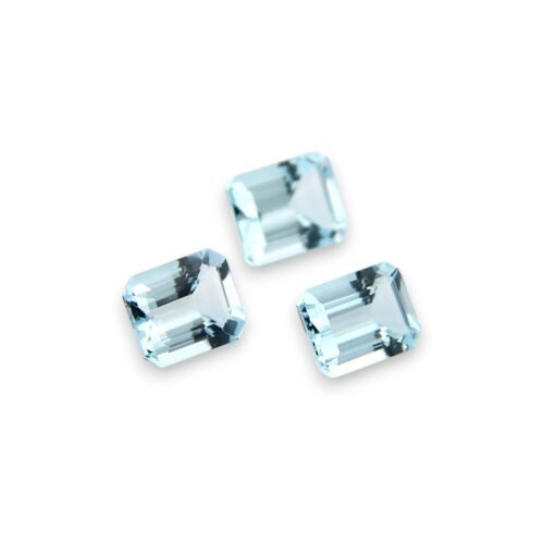 Aquamarine - Emerald Cut - 9 x 7 mm (Light Blue)