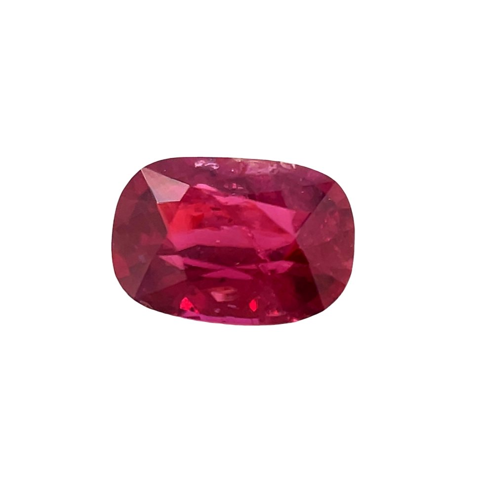 Ruby - Cushion - 7.1 x 4.9 mm - 1.09 ct